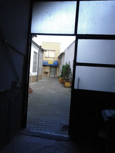 POSLOVNO STAMBENA ZGRADA-SREMSKA MITROVICA na ODLICNOJ LOKACIJI